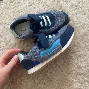 Nordstrom Open Edit Sherpa Sneakers, size 12